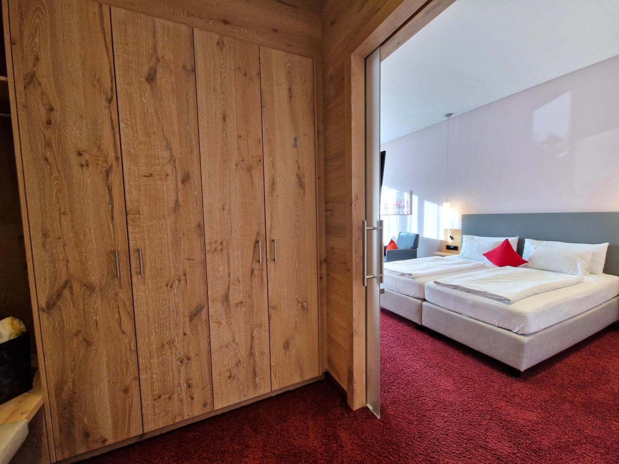 Mosers Blume Relax & Genuss Hotel Хаслах им Кинцихтал Екстериор снимка