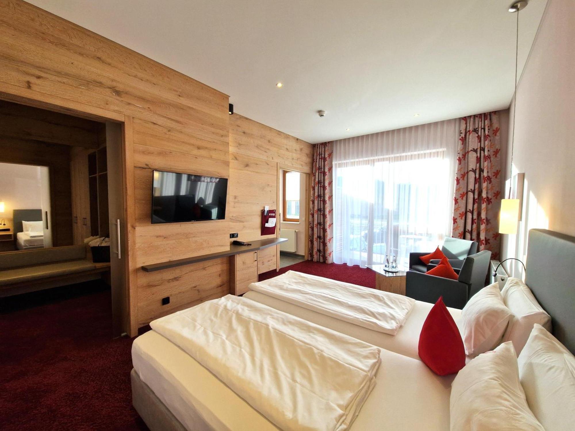 Mosers Blume Relax & Genuss Hotel Хаслах им Кинцихтал Екстериор снимка